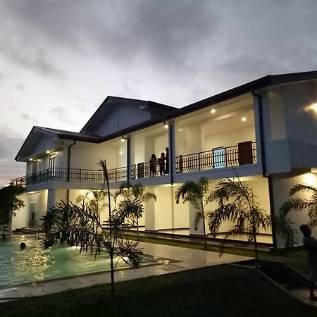 Sea Lagoon Beach Hotel تريكونامالاي المظهر الخارجي الصورة